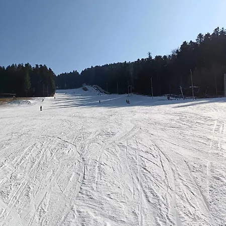 Rodinna Chata V Rekreacnej Oblasti Drienica *