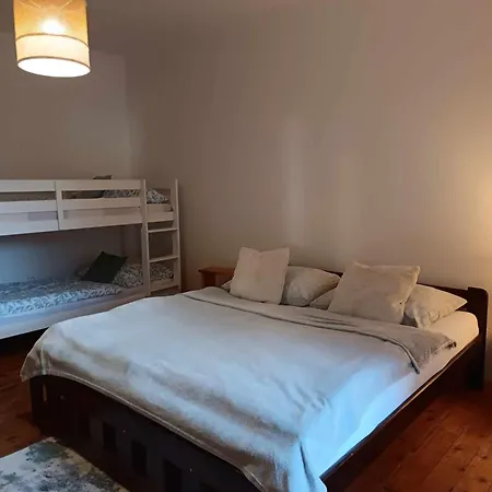 Rodinna V Rekreacnej Oblasti Drienica Nyaraló *