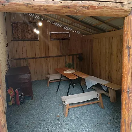 Rodinná V Rekreačnej Oblasti Drienica